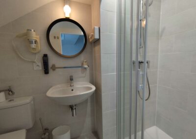 Salle de bain chambre double éco - chambre n°10